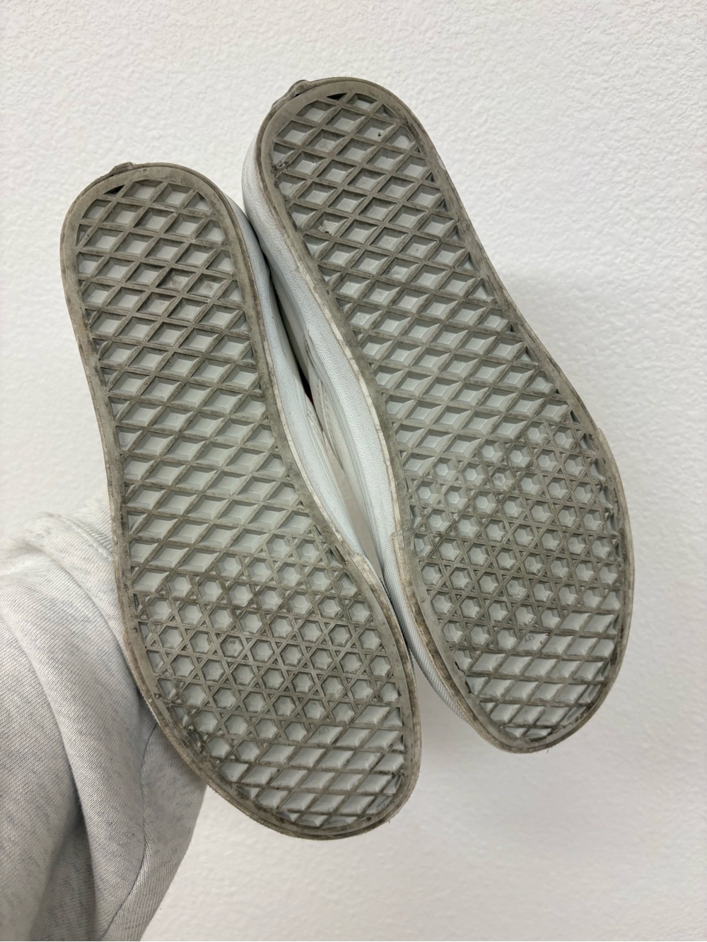 white Vans slip-on - Picture 3 of 3